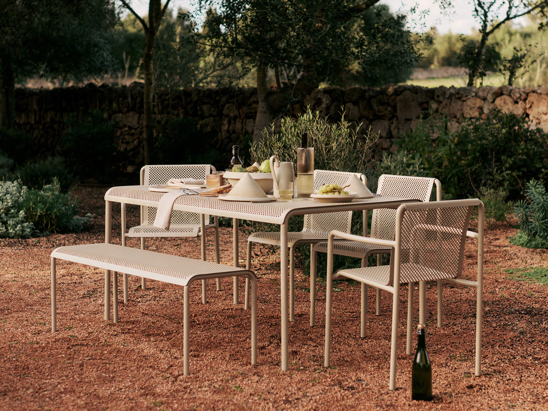 Dapple Bench - Cashmere - Image 4