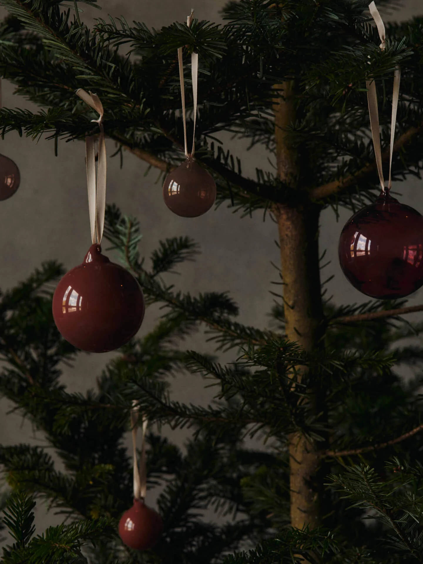 Glass Baubles - Small - Set of 3 - Roseate Opaque - Image 2