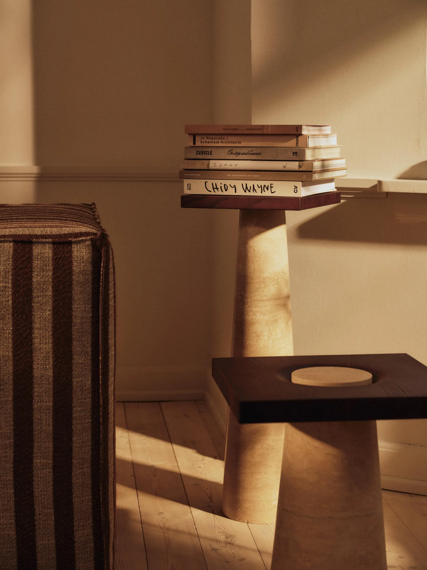 Grova Pedestal - Travertine - Image 2