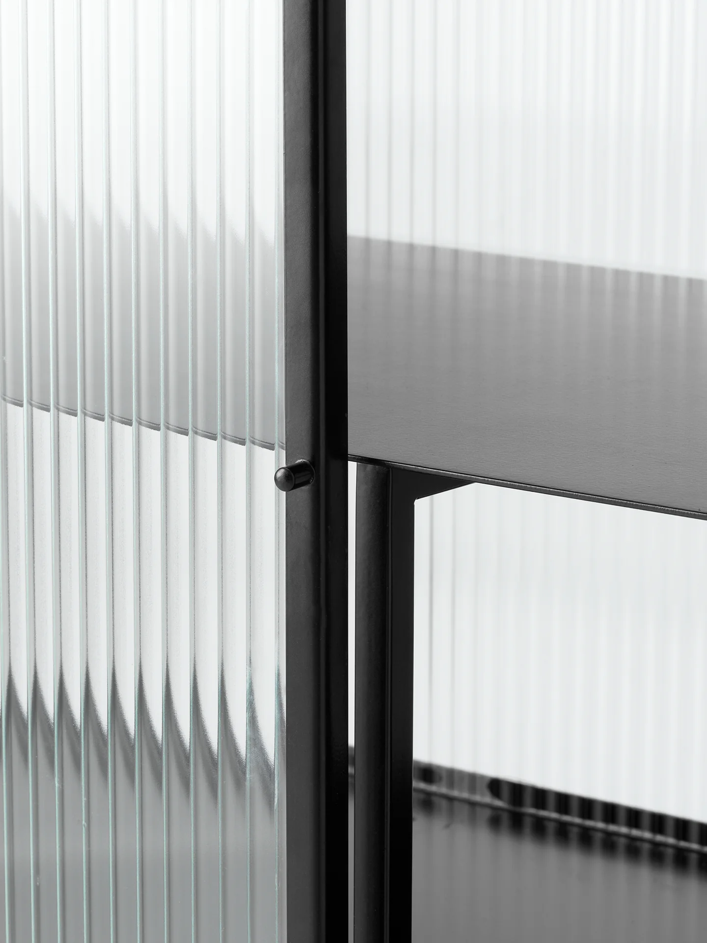 Haze Sideboard - Reeded Glass - Black - Image 4