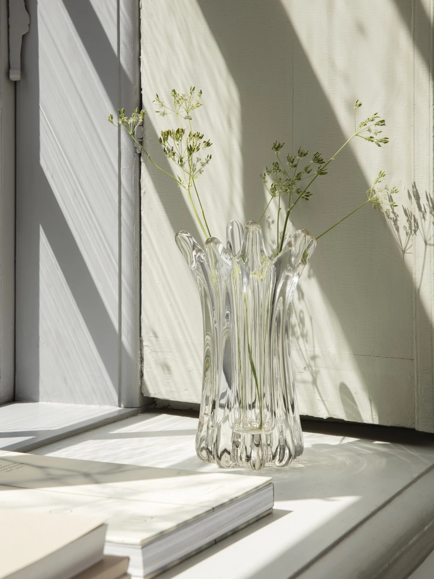 Holo Vase - Clear - Image 2