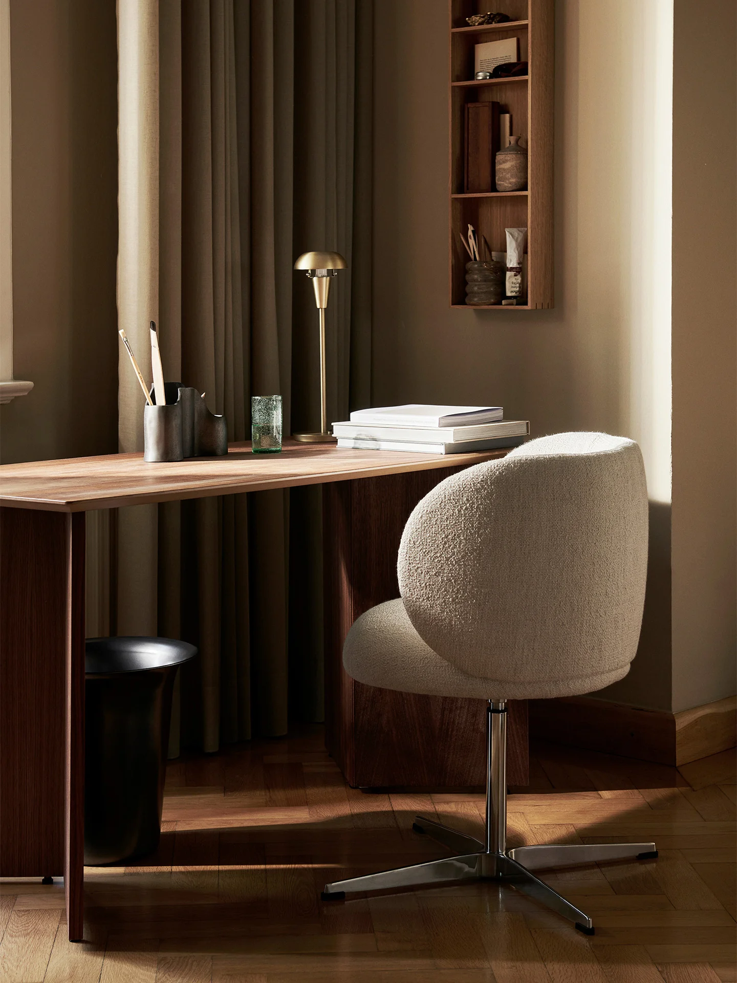 Rico Dining Chair - Swivel - Bouclé - Off-White - Image 3