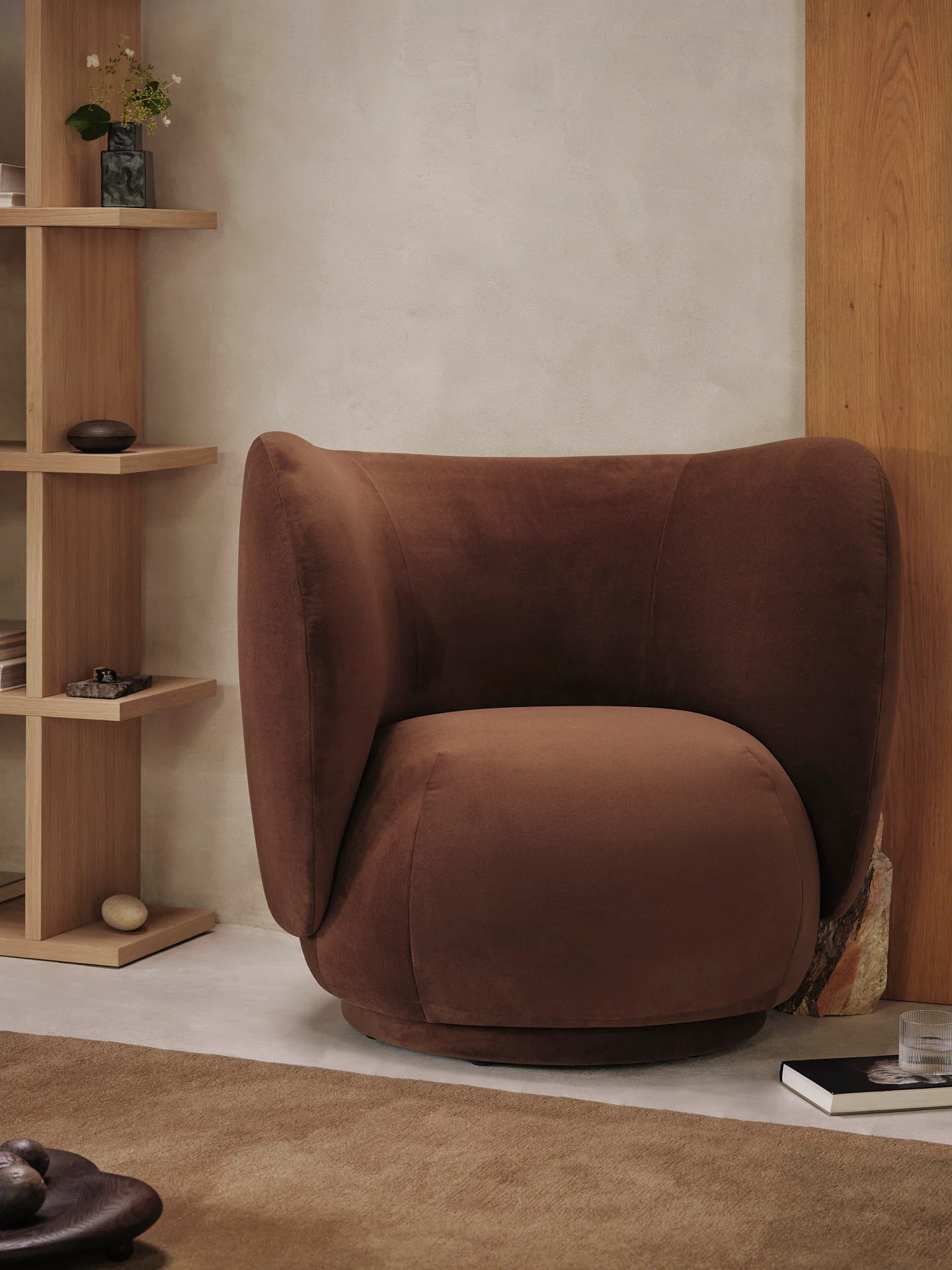 Rico Lounge Chair - Swivel - Rich Velvet - Soft Brown - Image 4