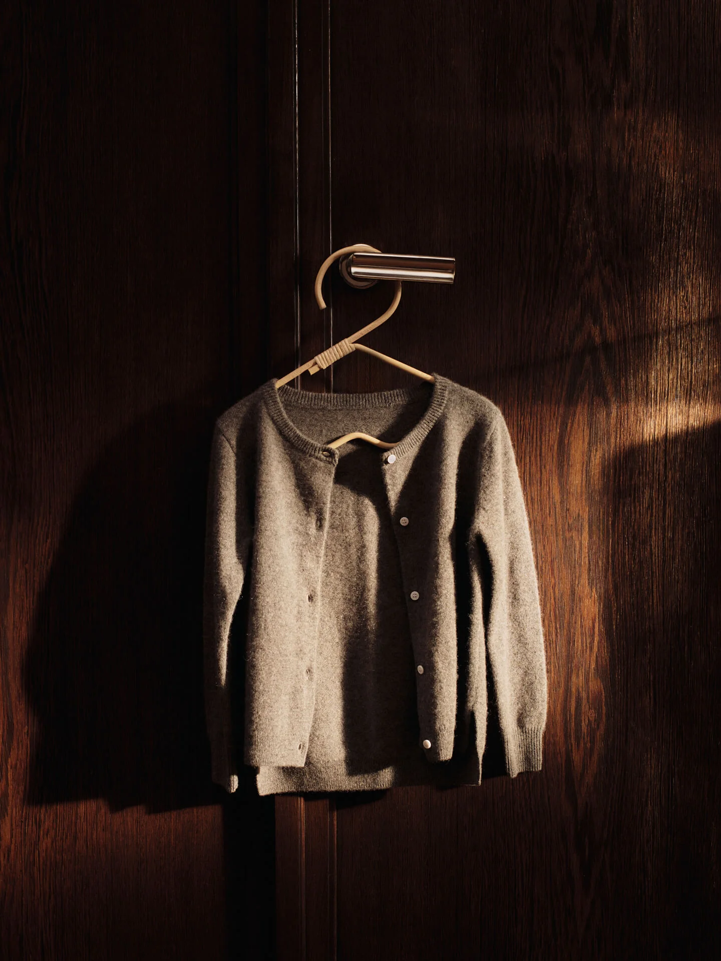 Wavi Clothes Hangers - Set of 3 - Natural - Image 3